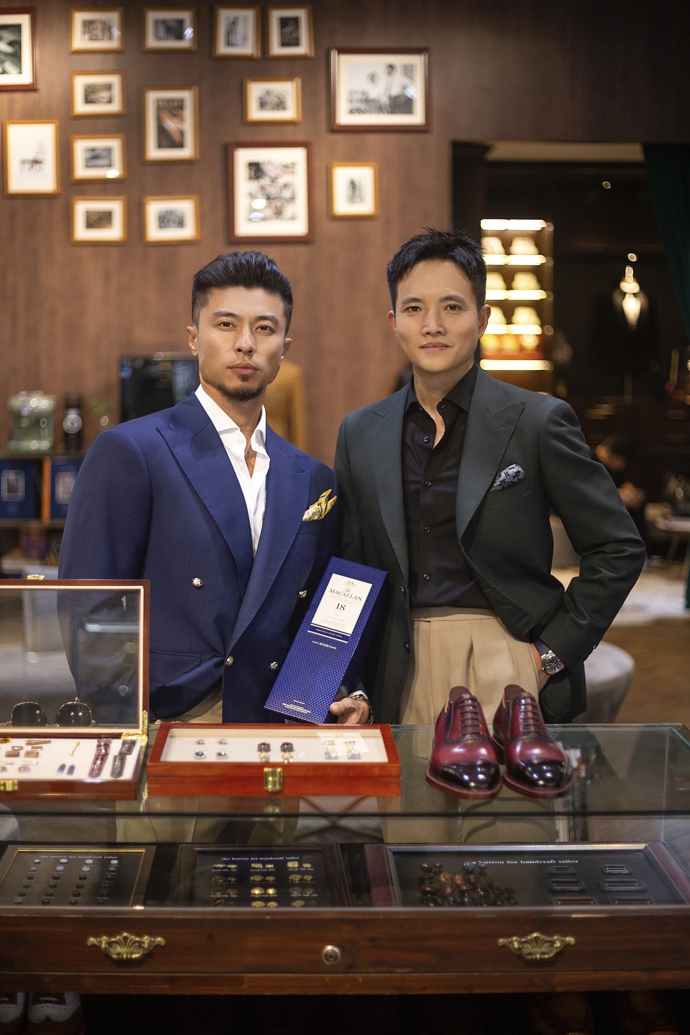 婚礼客照 · 深色精纺主纱款 - 成都另外西服客订案例